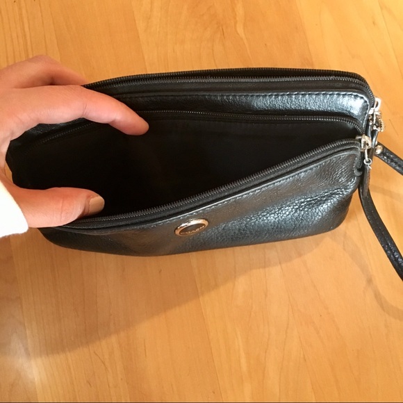 Coach genuine soft leather zip around wallet - Picture 6 of 8